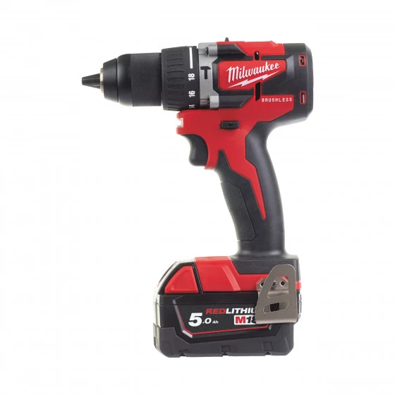 PERCEUSE PERCUSSION COMPACTE BRUSHLESS,18V, 5,0AH, 60 NM MILWAUKEE M18 CBLPD-502C - 4933464558 3 PERCEUSE PERCUSSION COMPACTE BRUSHLESS,18V, 5,0AH, 60 NM MILWAUKEE M18 CBLPD-502C - 4933464558