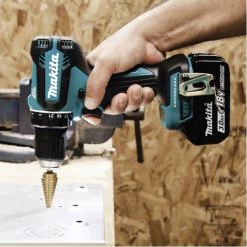 PERCEUSE VISSEUSE MAKITA SANS FIL 18 V 13 MM (PRODUIT SEUL) - DDF485ZJ 5 PERCEUSE VISSEUSE MAKITA SANS FIL 18 V 13 MM (PRODUIT SEUL) - DDF485ZJ -Meuleuse Soldes Magasin ddf485 act01